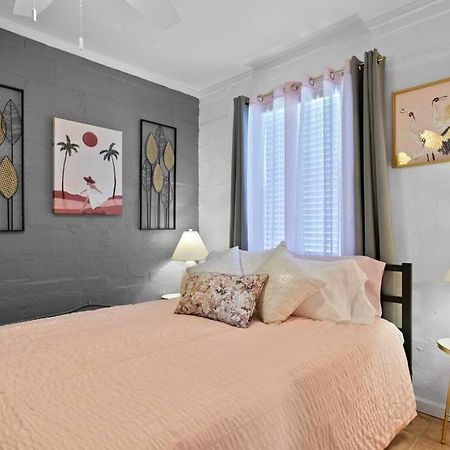 The Pink Oasis Waterfront 1 Bed Apt Apartamento Tampa Exterior foto